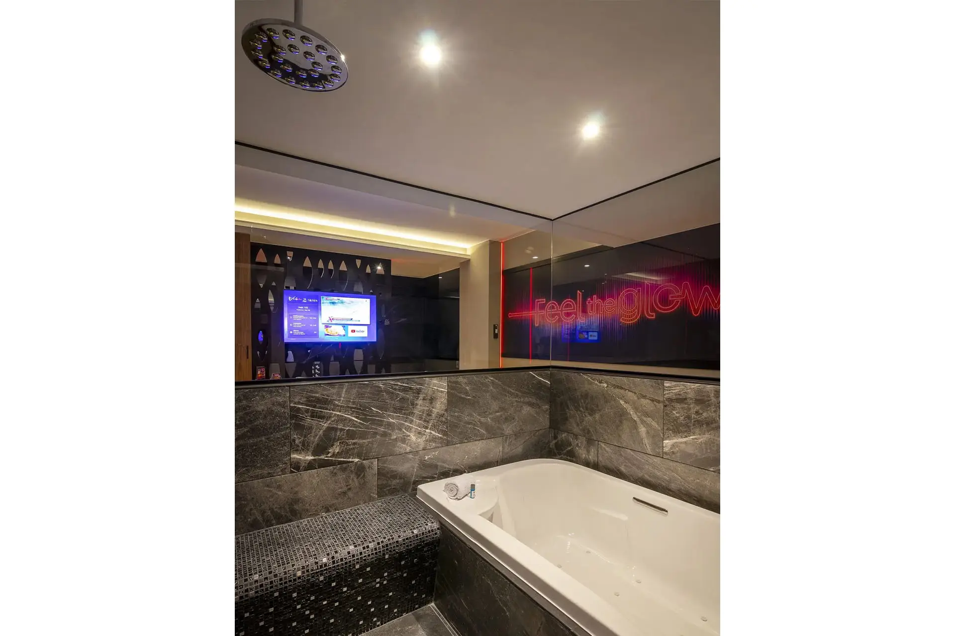 jacuzzi2
